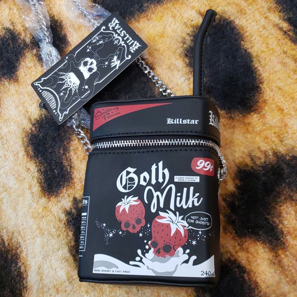 ๐ค๐Goth Milk?๐๐ค - Picture 2 of 6